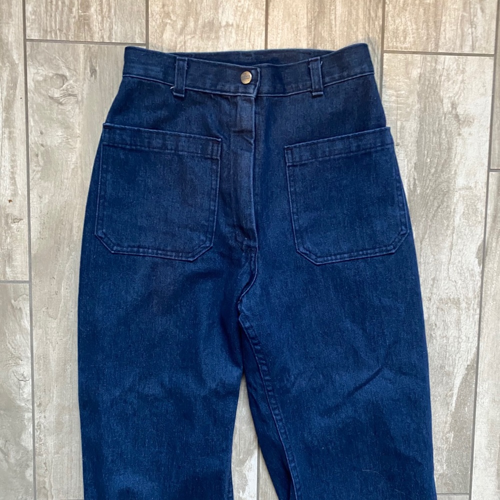 High waisted blue jeans